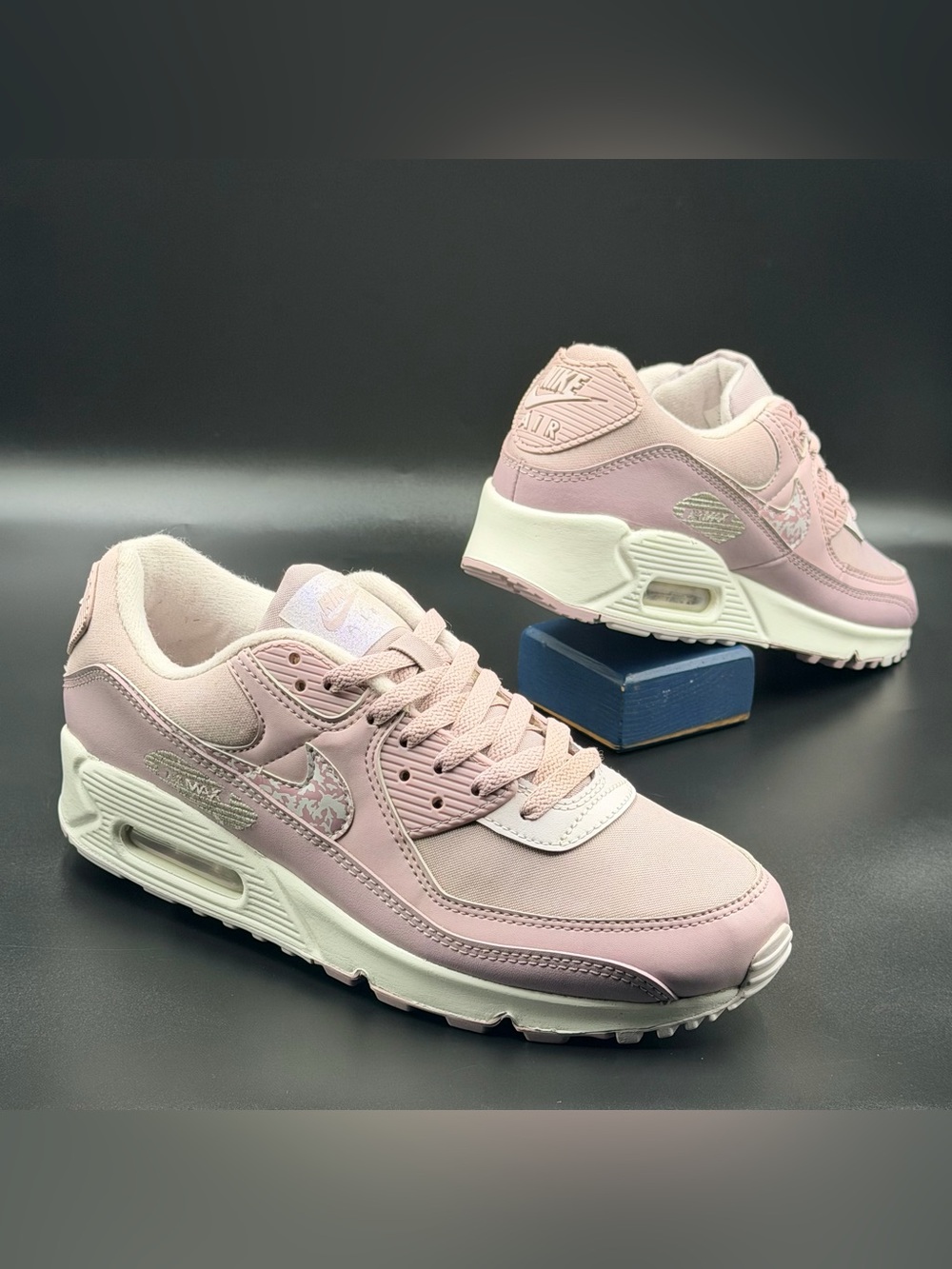 Nike Wmns Air Max 90 'Plum Fog Camo' - Picture 9 of 13